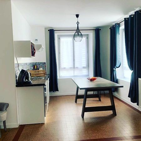 Logement 8 Personnes A St Aignan Centre サン・テニャン エクステリア 写真