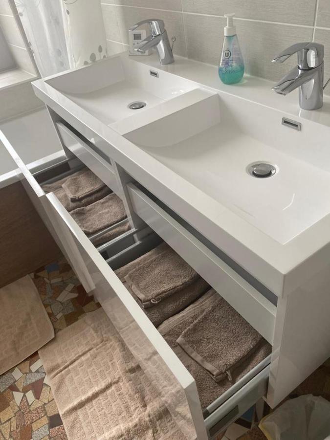 Logement 8 Personnes A St Aignan Centre サン・テニャン エクステリア 写真